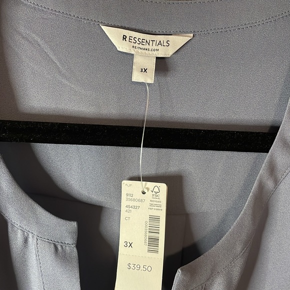 NWT Reitmans top beautiful blue color size 3X - Picture 2 of 2